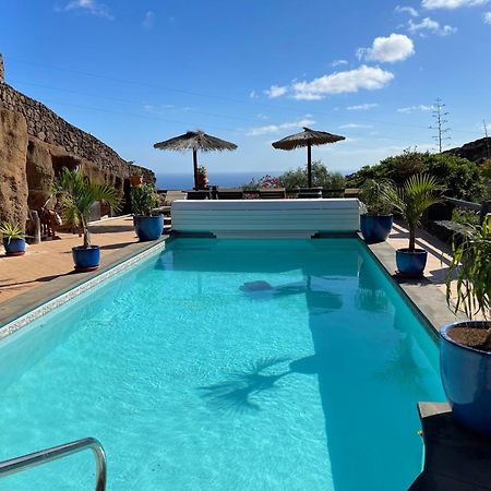 Castillo Lanzarote Villa Sophie - Luxury Villa -Sleep In A Volcanic Cave With Heated Pool Tías Exterior foto
