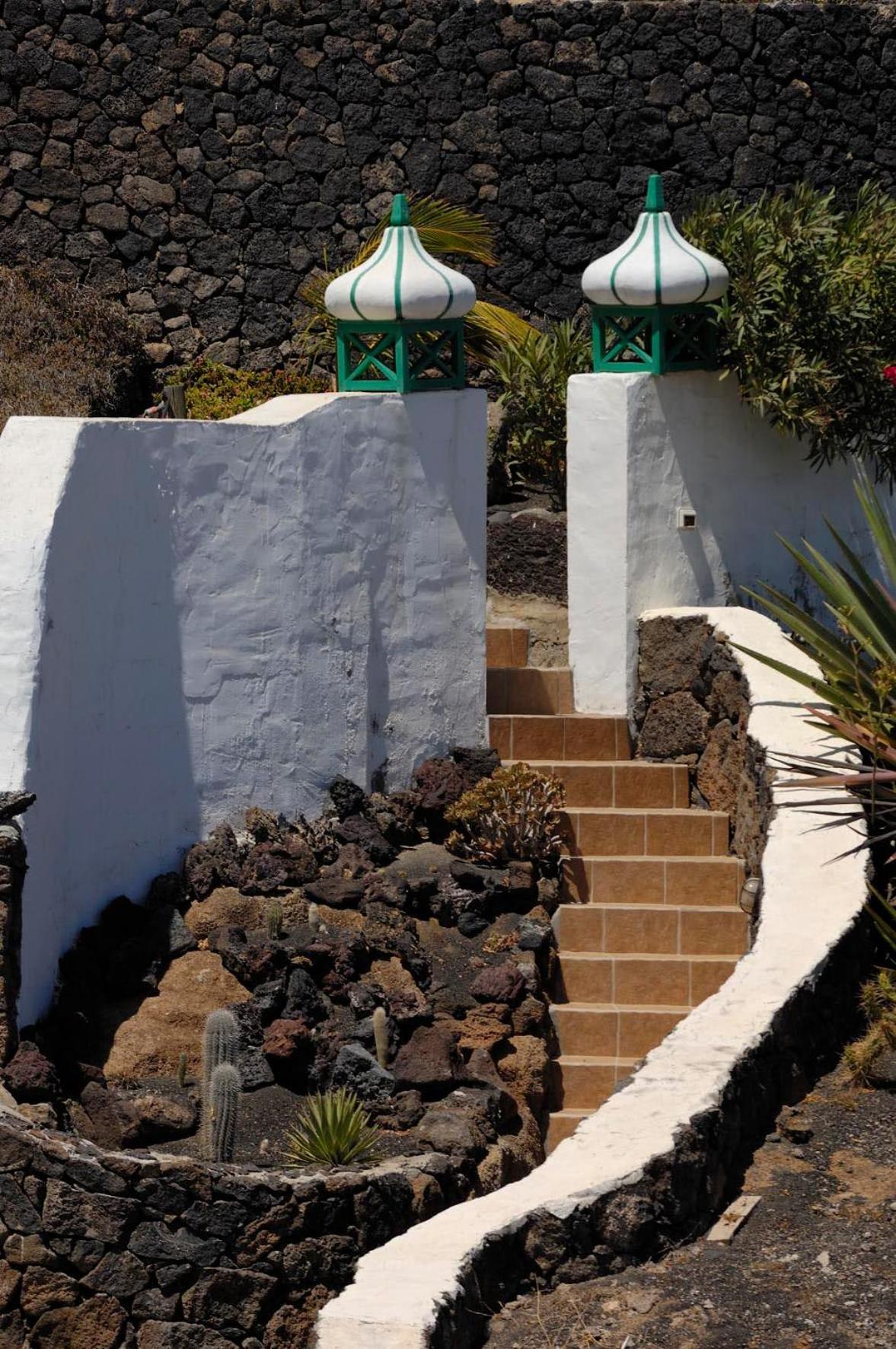 Castillo Lanzarote Villa Sophie - Luxury Villa -Sleep In A Volcanic Cave With Heated Pool Tías Exterior foto