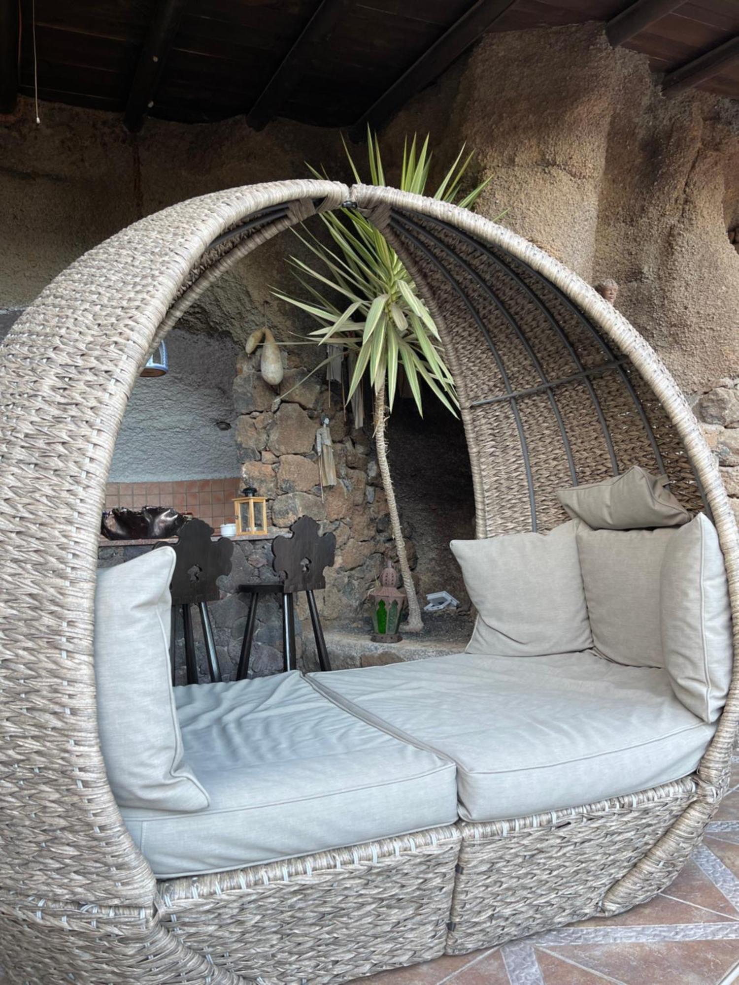 Castillo Lanzarote Villa Sophie - Luxury Villa -Sleep In A Volcanic Cave With Heated Pool Tías Exterior foto